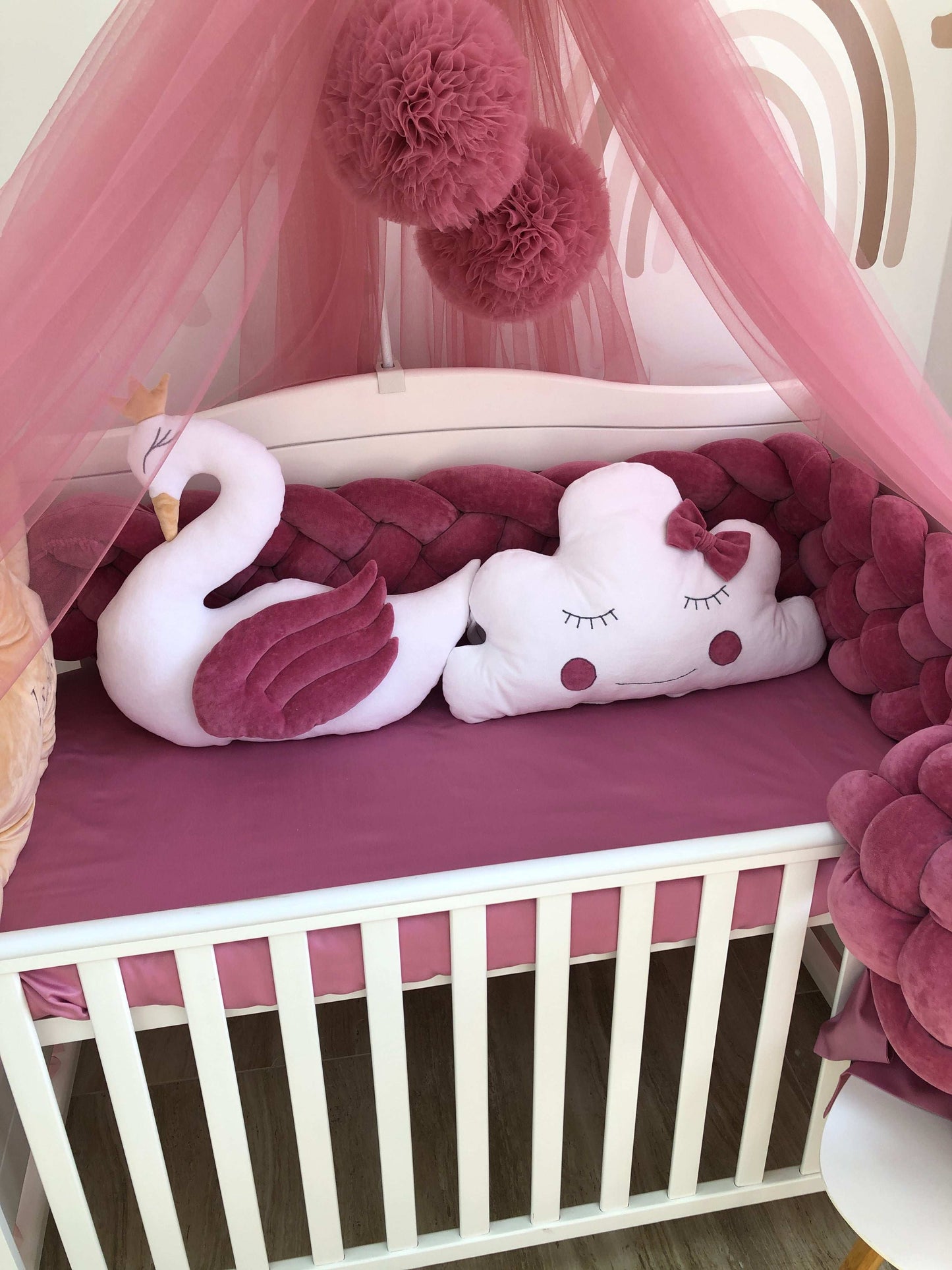 Crib Bedding Set "Rose Braid & White Swan"