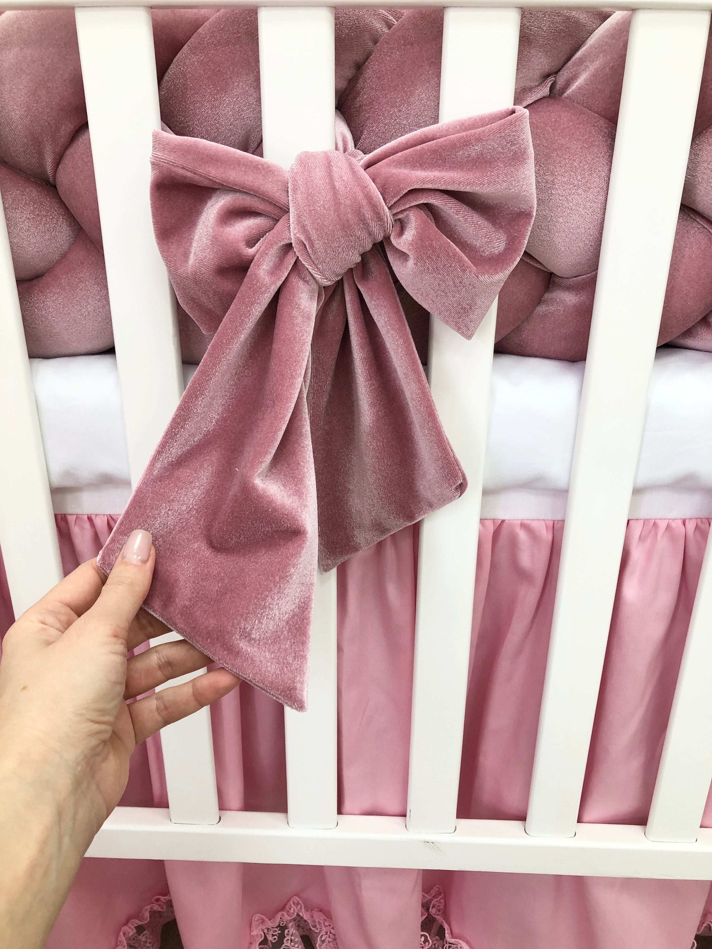 Royal Luxury Crib Bedding Set "Royal Rose"