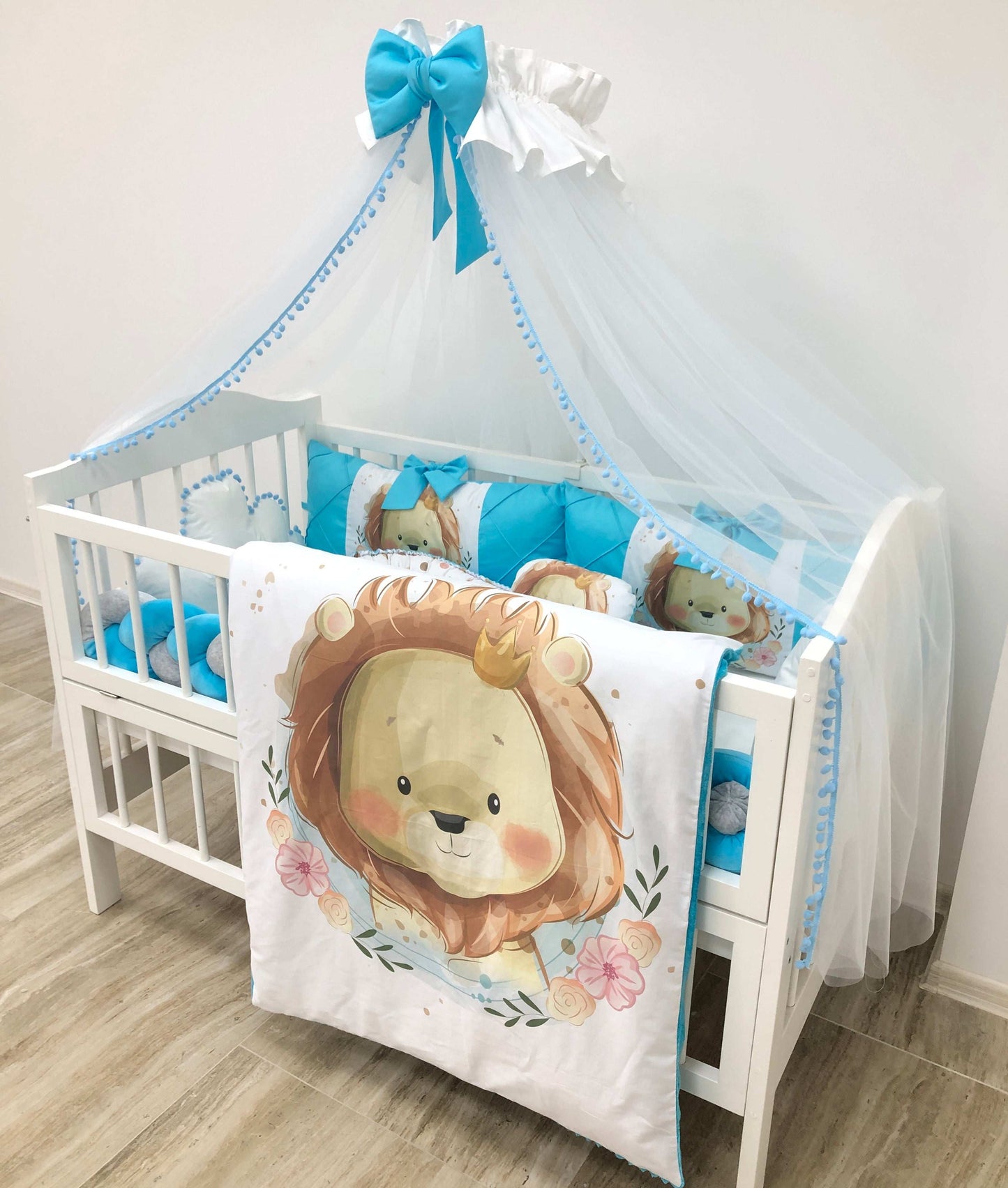 Crib set “Azure lion” - Baby Bedding Worlds