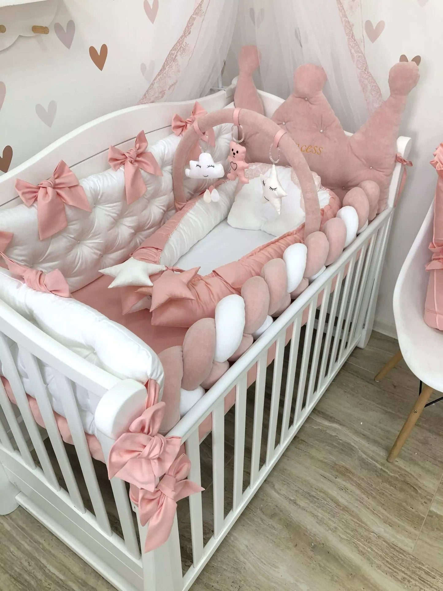 Luxurious powder-colored bedding set for baby - Baby Bedding Worlds