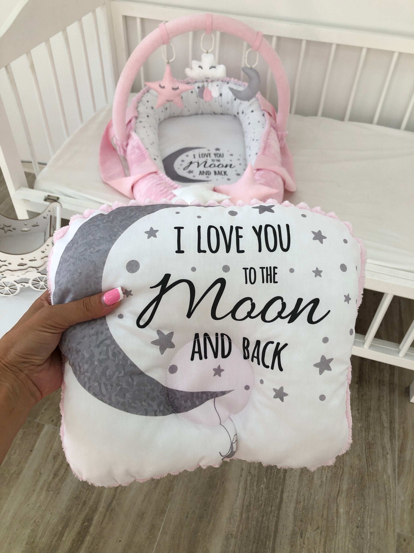 Baby Nest "Pink Moon" - Baby Bedding Worlds