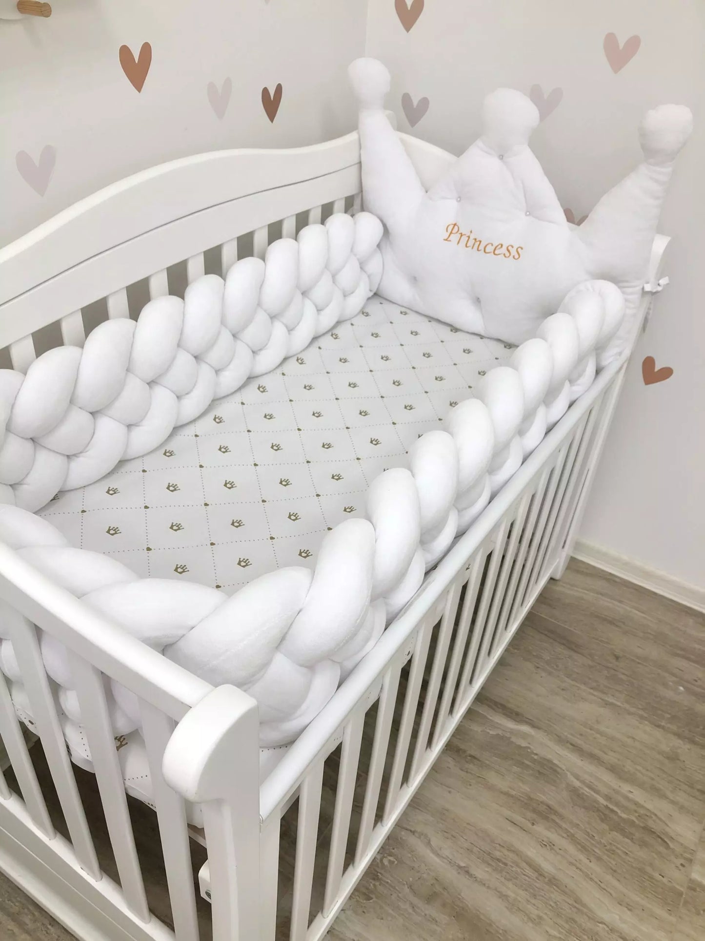 White baby bedding set - Crib bumper “Crown and braided” - Baby Bedding Worlds