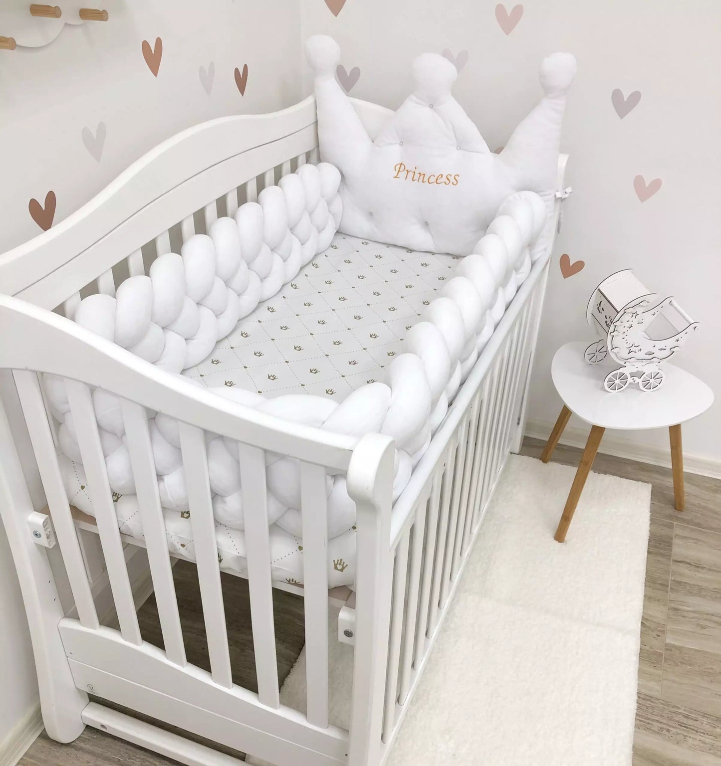 White baby bedding set - Crib bumper “Crown and braided” - Baby Bedding Worlds