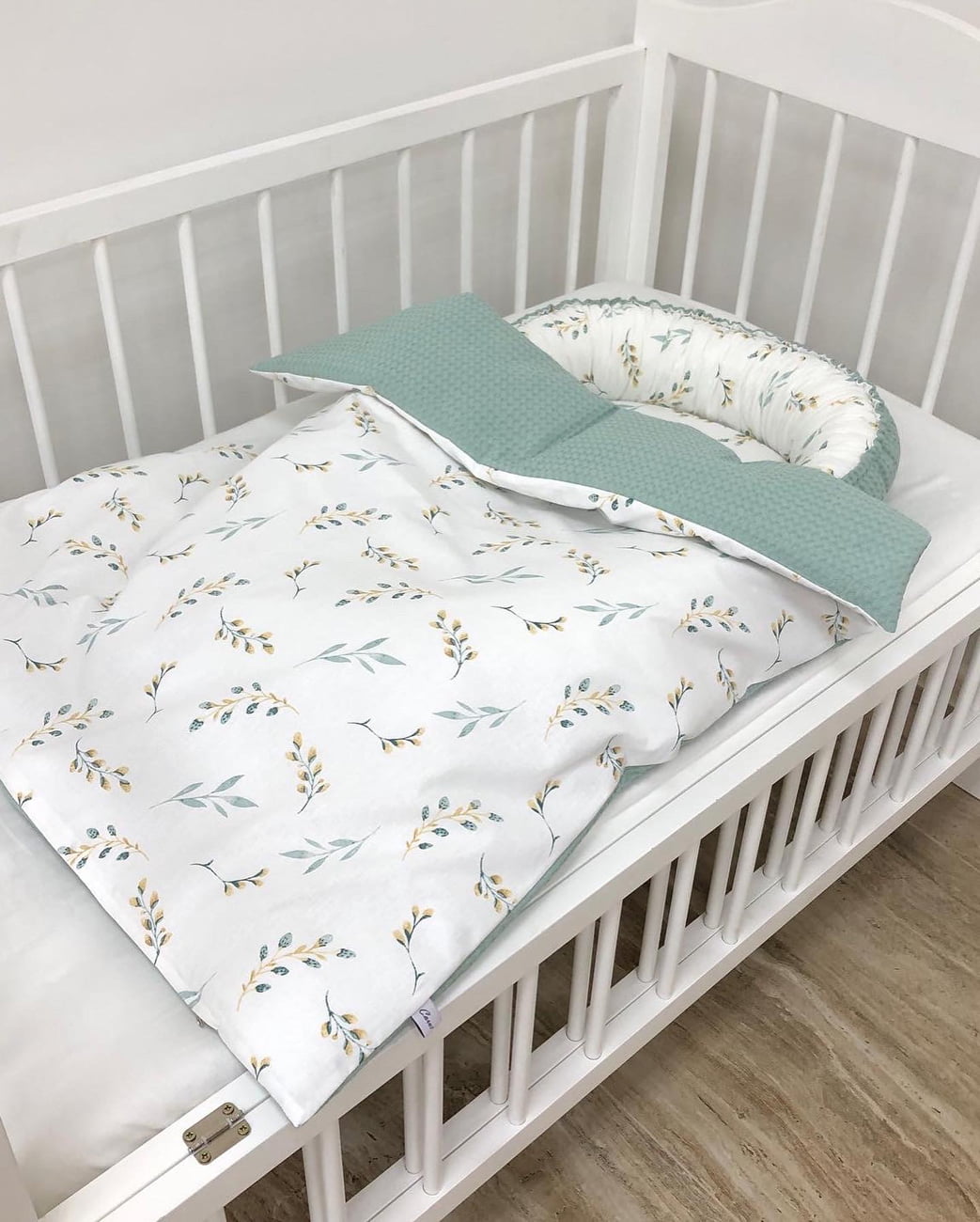 Baby nest and Blanket Leaves - Baby Bedding Worlds