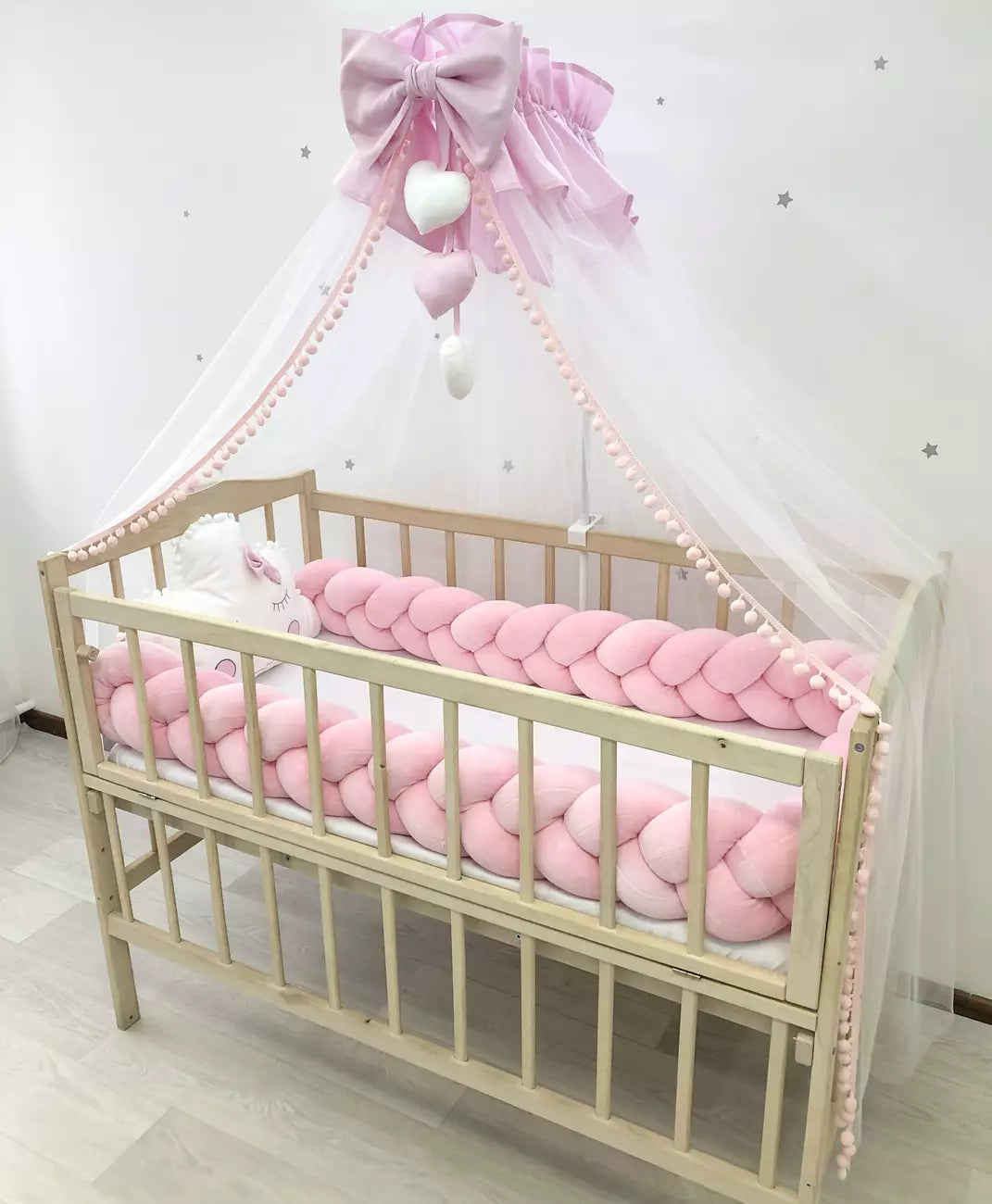 Snuggle crib bedding in pink white color for newborns girls - Baby Bedding Worlds