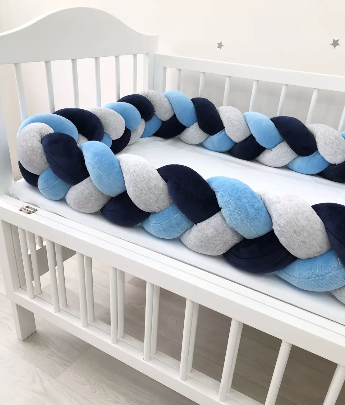 Braided bumper cot. 3-strand knot bumper for the cradle - Baby Bedding Worlds
