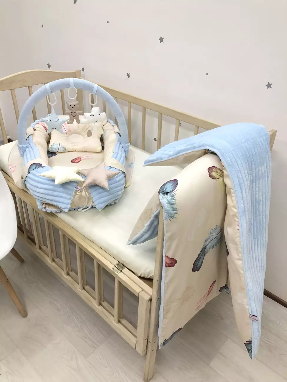 Baby nest blue lounger with the baby comforter - Baby Bedding Worlds