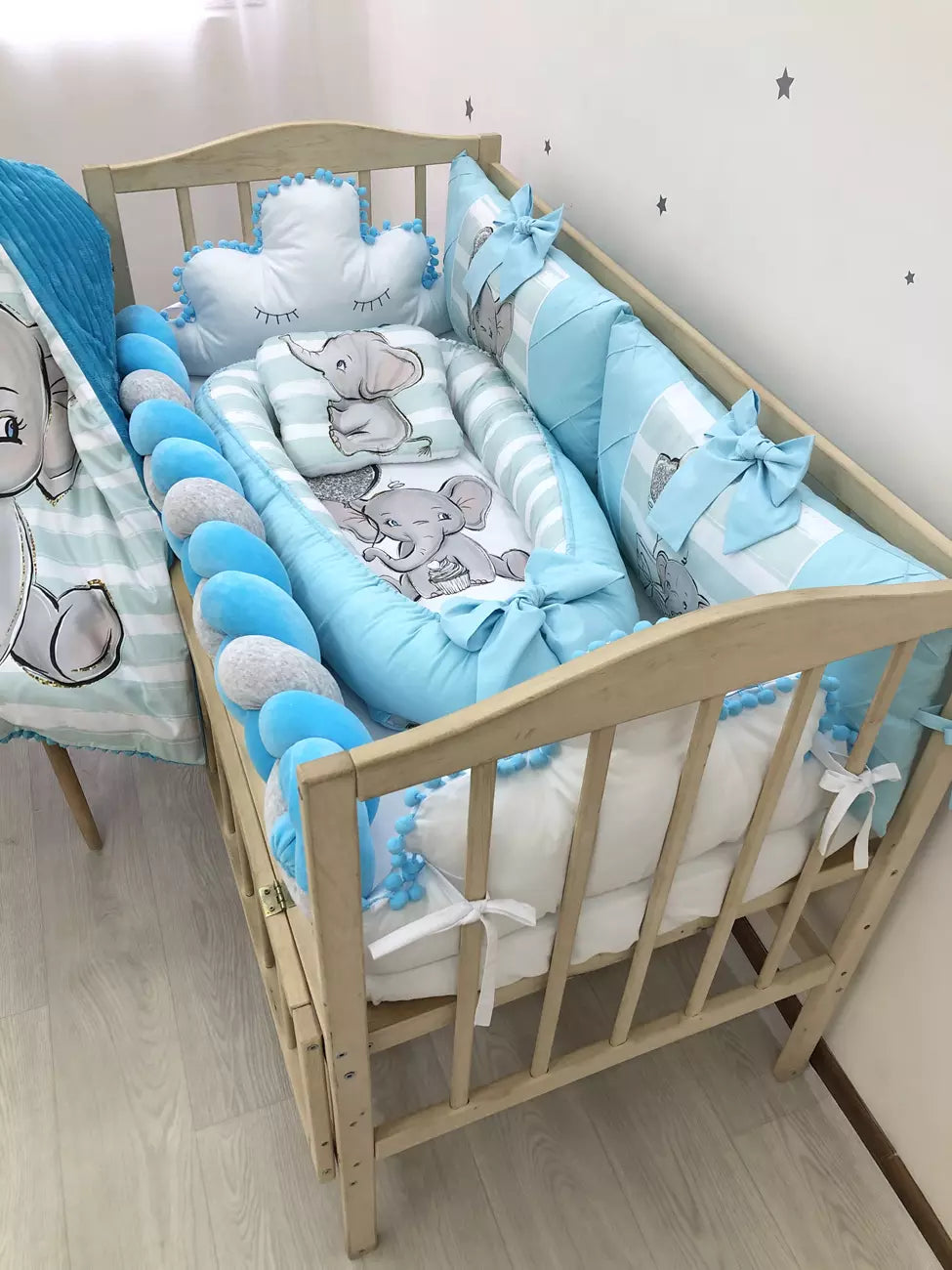 Crib set”Azure Elephant” - Baby Bedding Worlds