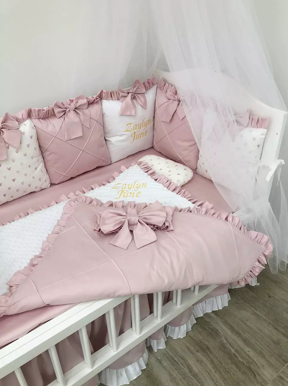 Crib Bedding set “Powdery pink“ - Baby Bedding Worlds