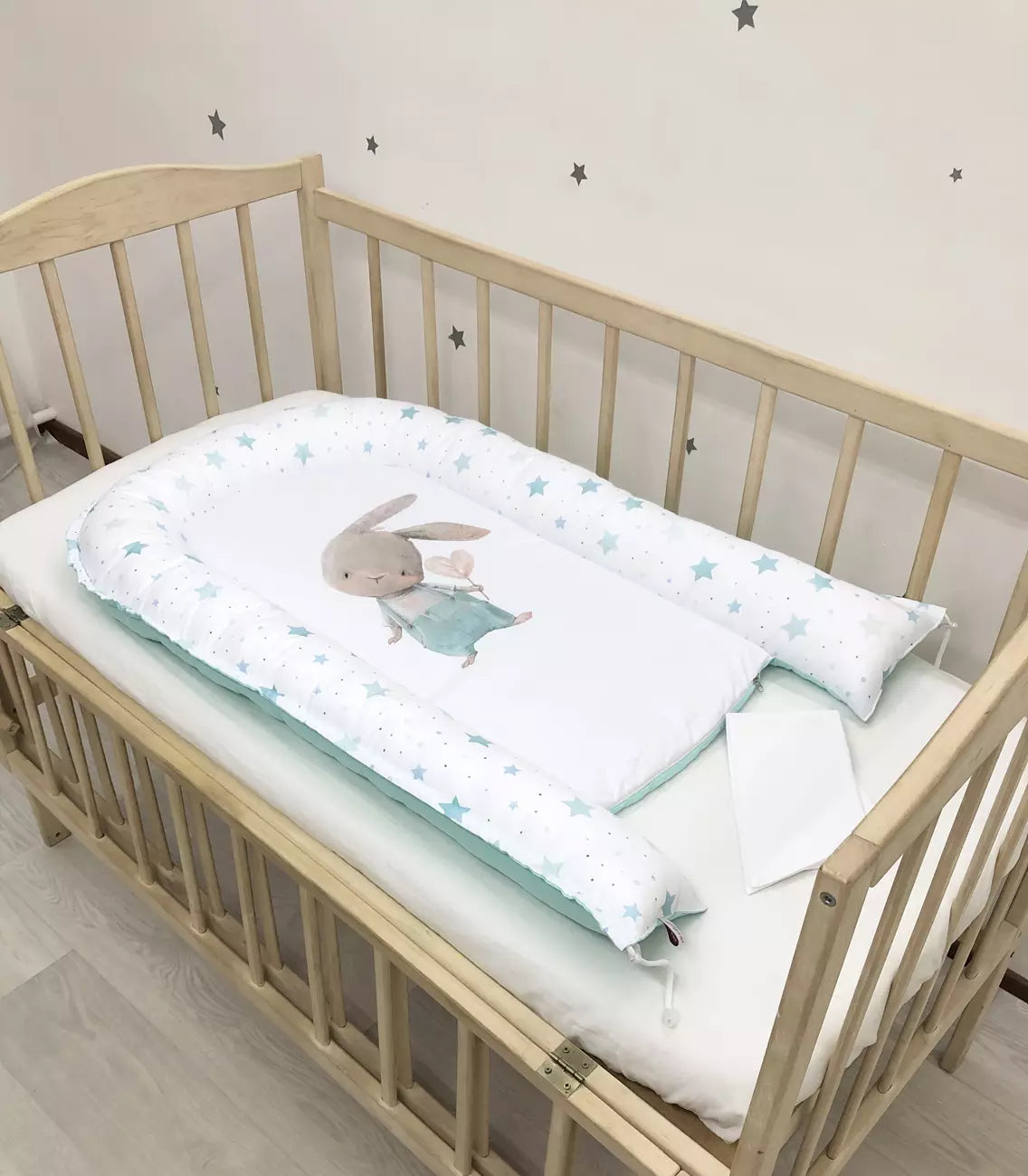Baby Nest “Mint bunny” - Baby Bedding Worlds