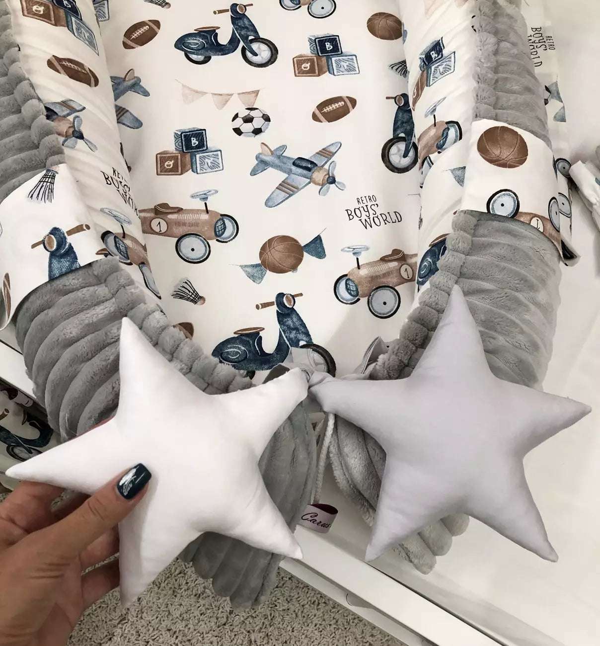 Baby Nest and Blanket in retro style - Baby Bedding Worlds
