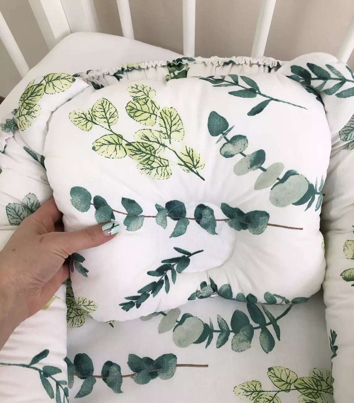 Baby nest “green leaves” - Baby Bedding Worlds