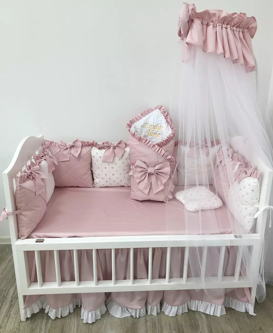 Crib Bedding set “Powdery pink“ - Baby Bedding Worlds