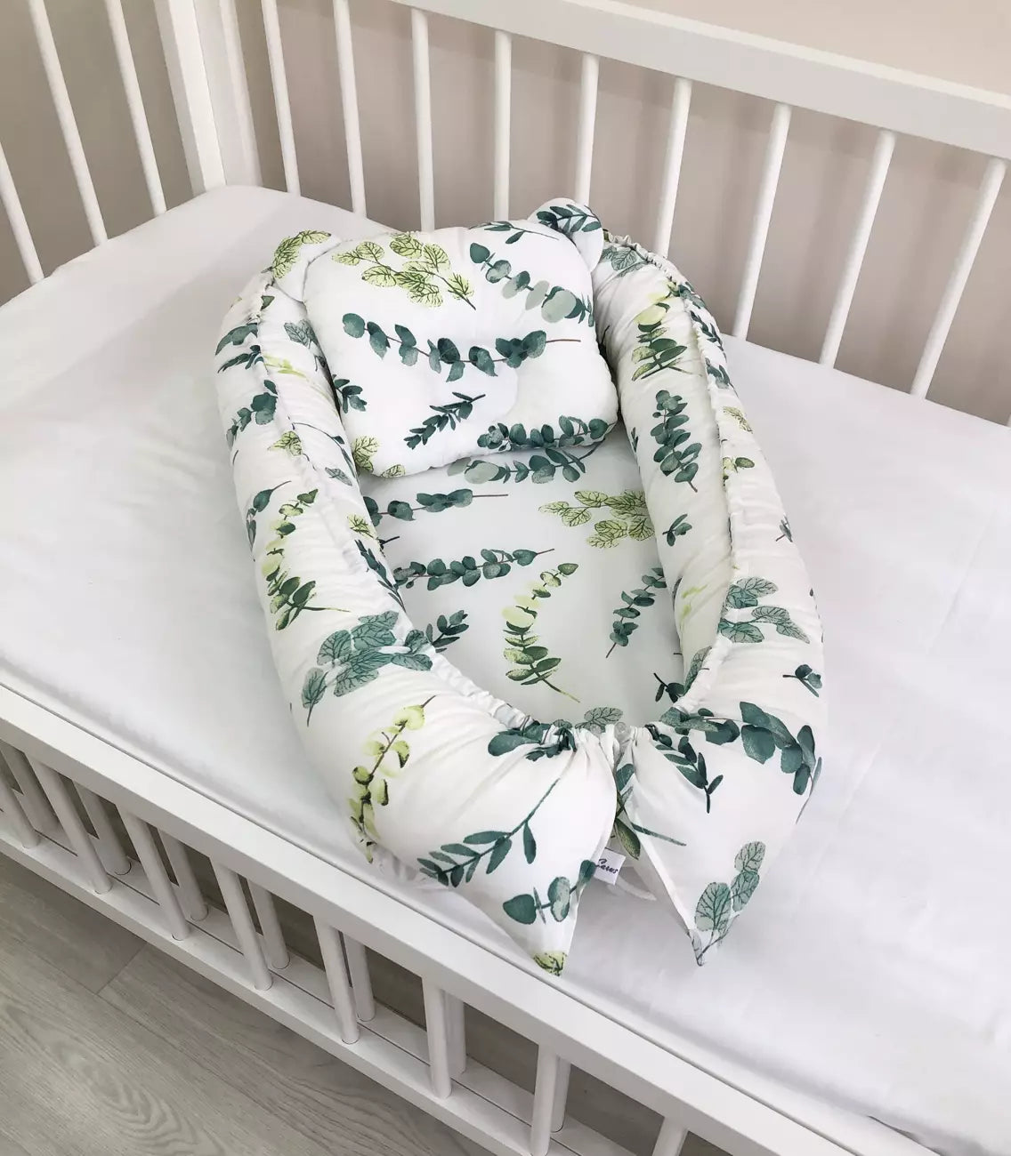 Baby nest “green leaves” - Baby Bedding Worlds