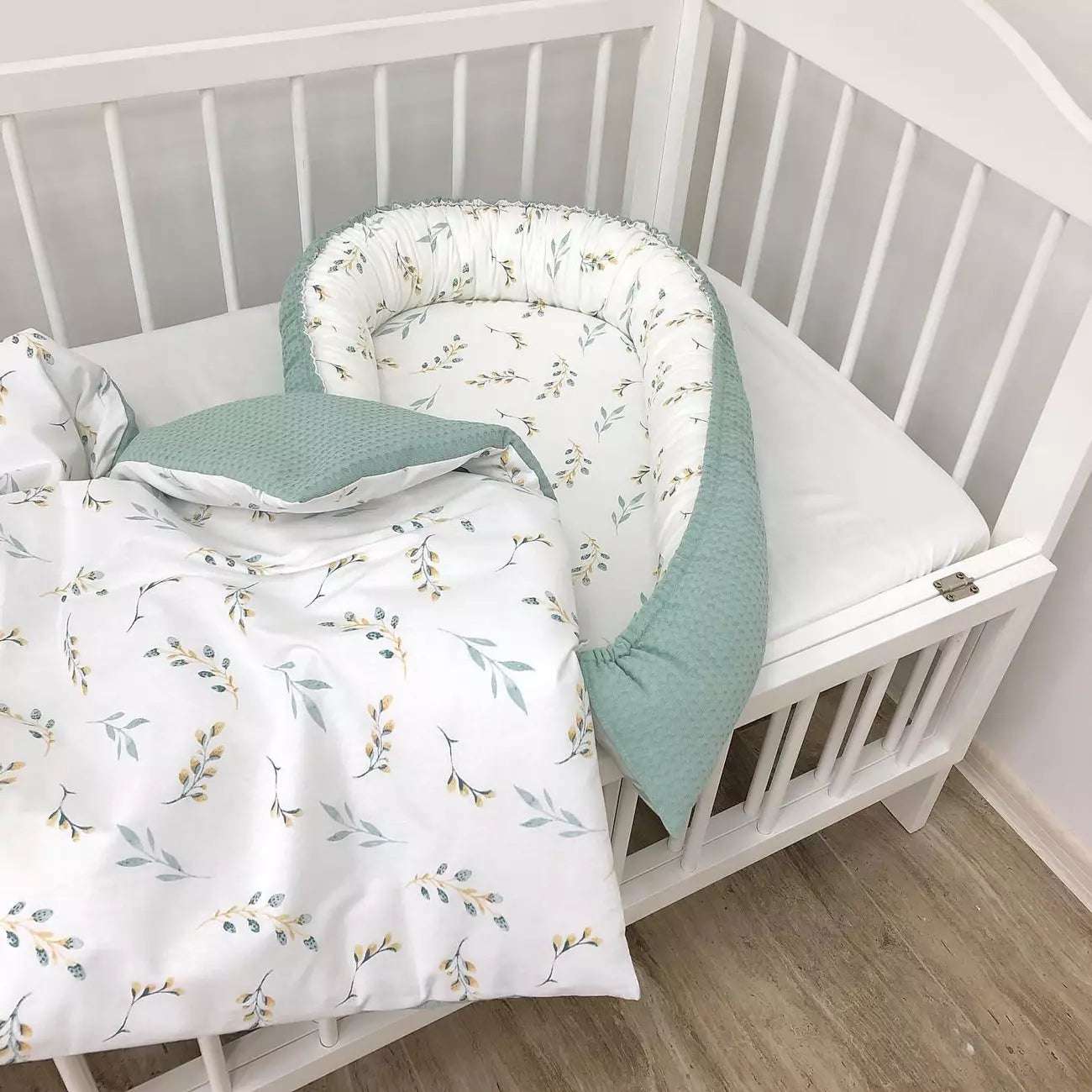 Baby nest and Blanket Leaves - Baby Bedding Worlds
