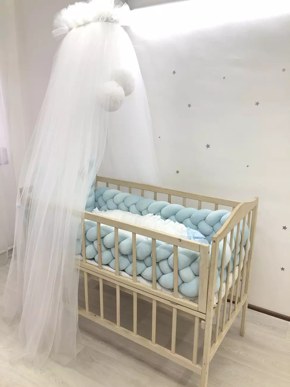 Blue baby bedding with baby nest and canopy - Baby Bedding Worlds