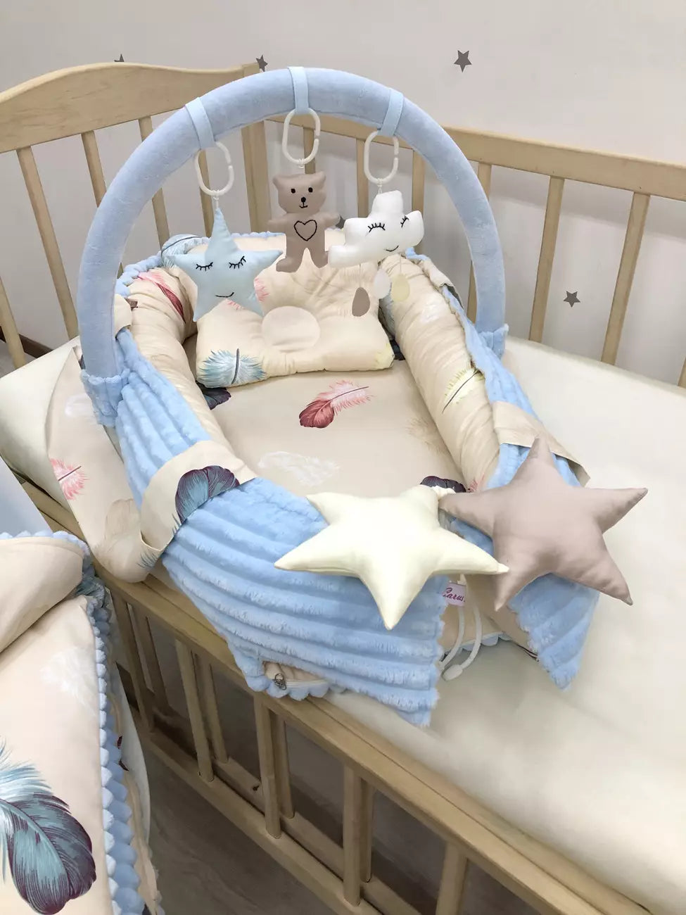 Baby nest blue lounger with the baby comforter - Baby Bedding Worlds