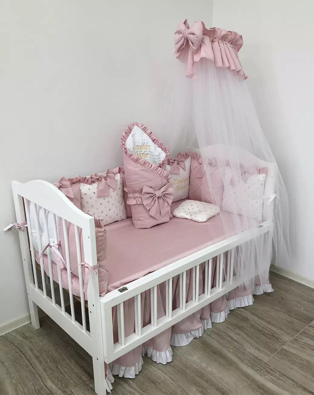 Crib Bedding set “Powdery pink“ - Baby Bedding Worlds