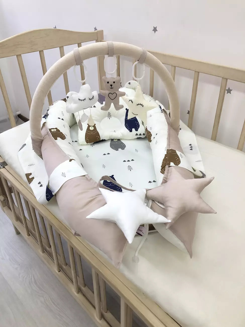 Baby Nest “Bear and toys” - Baby Bedding Worlds