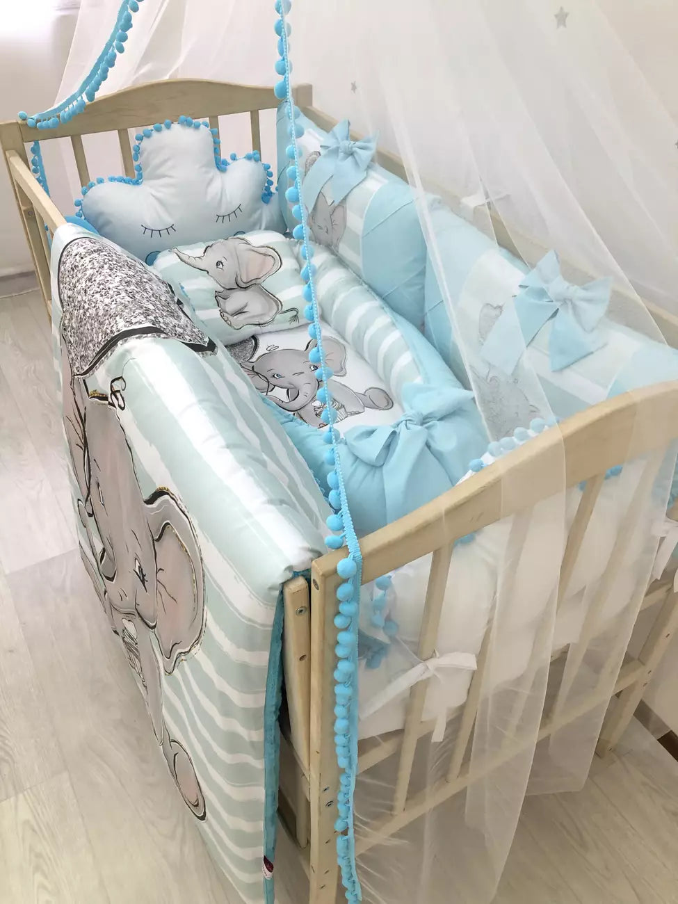 Crib set”Azure Elephant” - Baby Bedding Worlds
