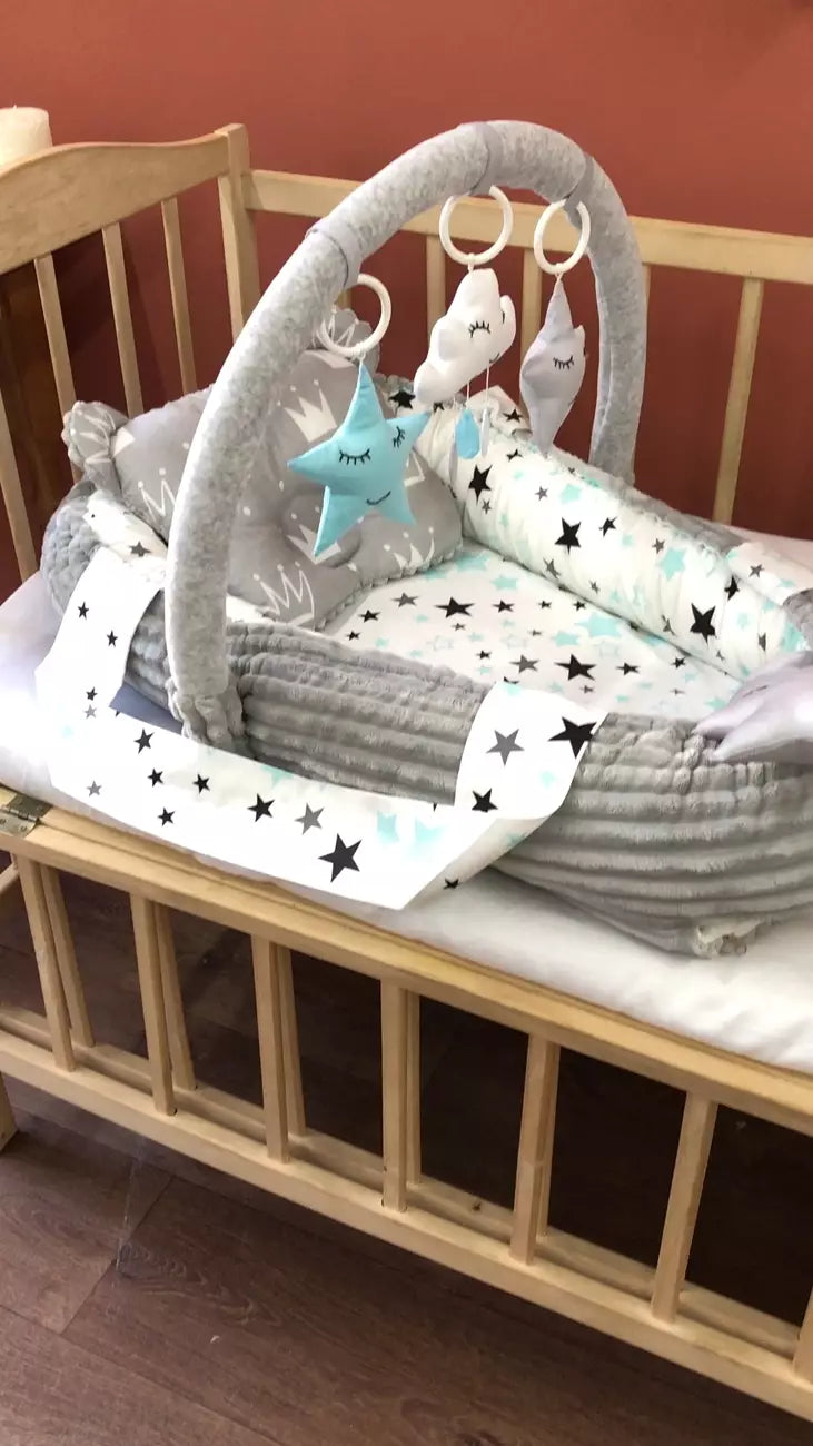 Baby nest “blue stars” - Baby Bedding Worlds