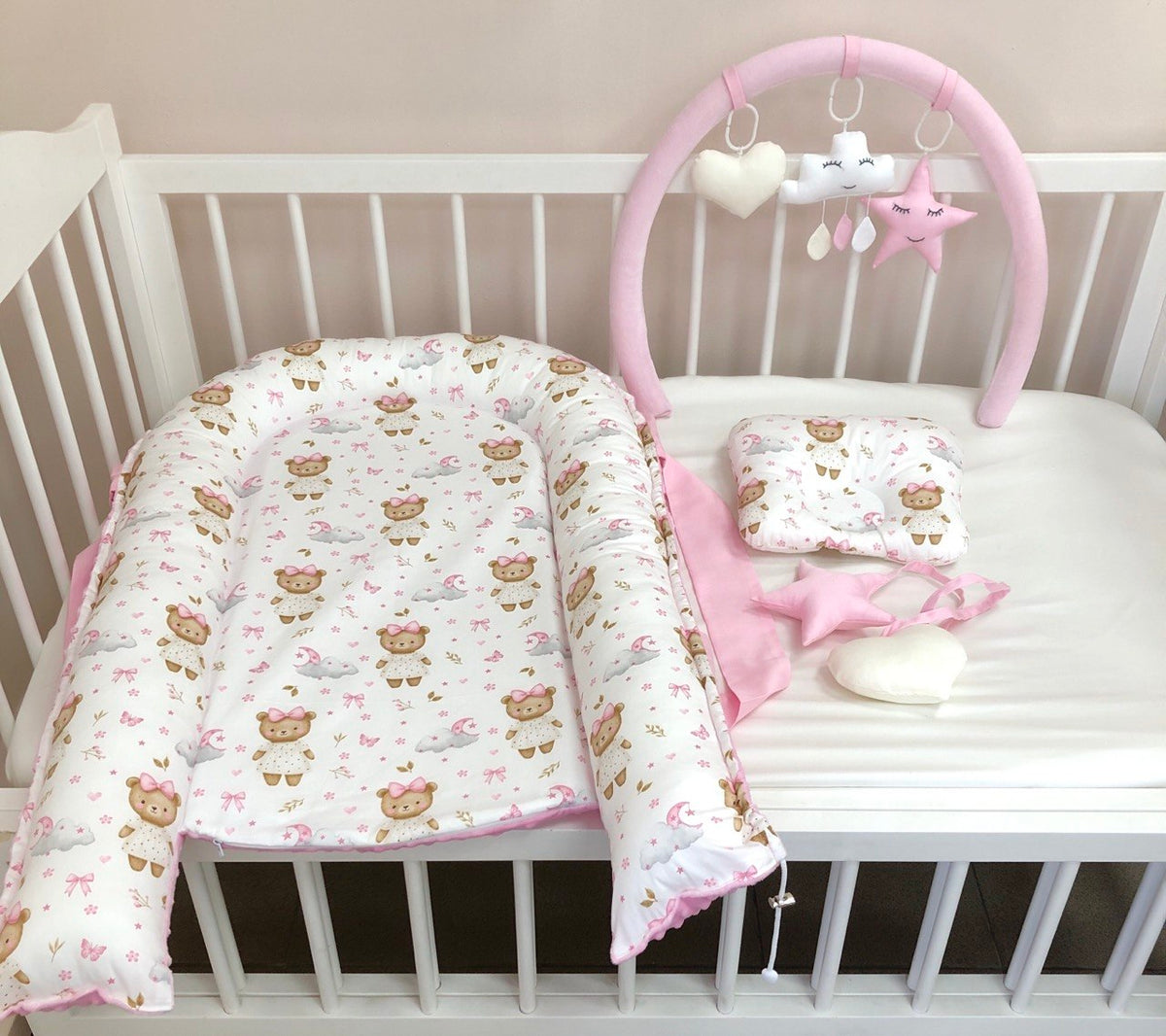 Baby Nest "Pink Bear" with Bow & Toys