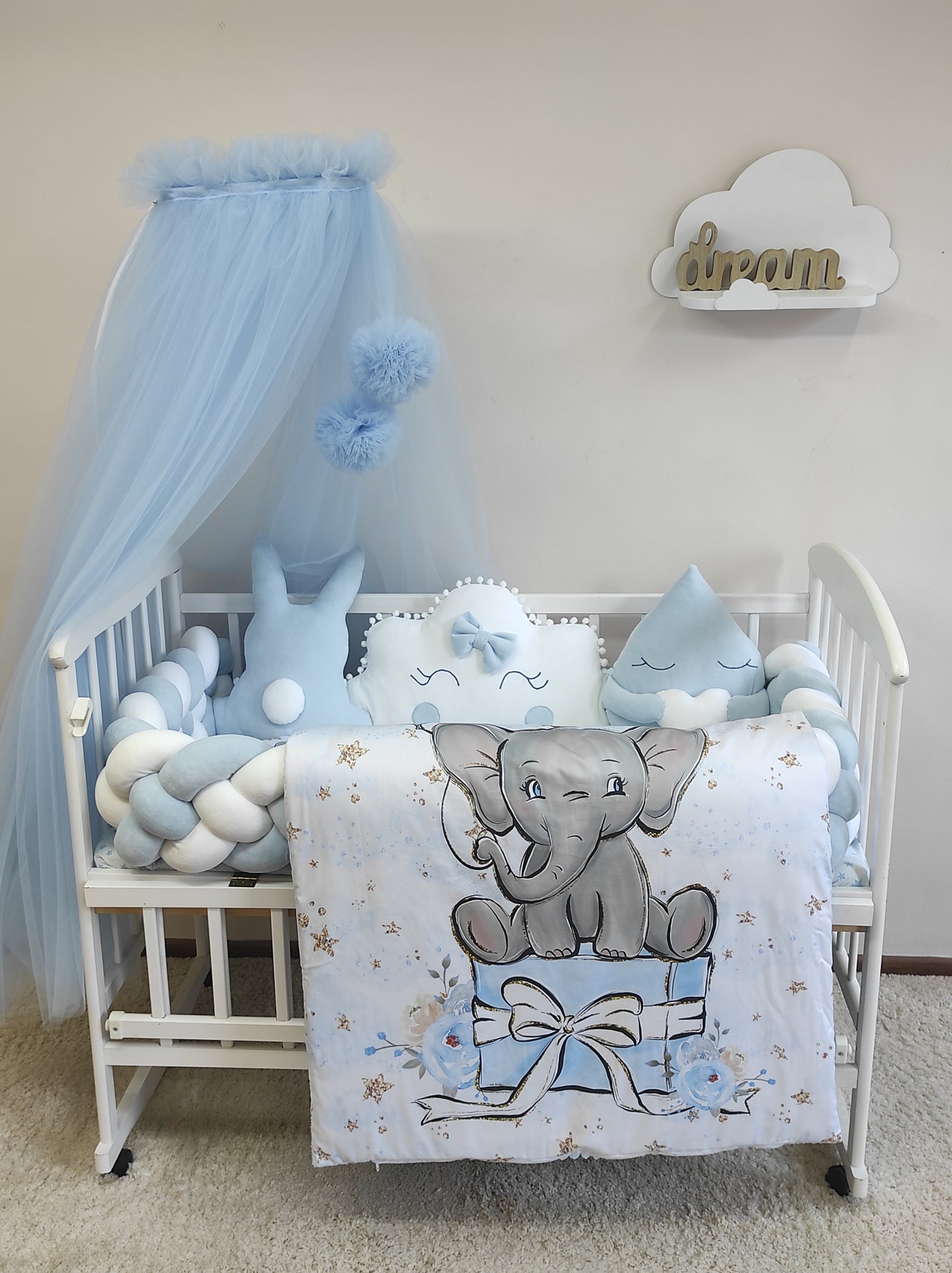 Elephant Dream 10-Piece Nursery Bedding Set - Gray & White Character Decor Suite