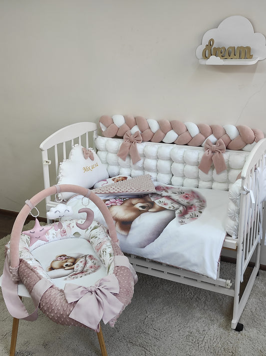"Der schlafende Bär & Nest" 9-teiliges luxuriöses Kinderzimmer-Set