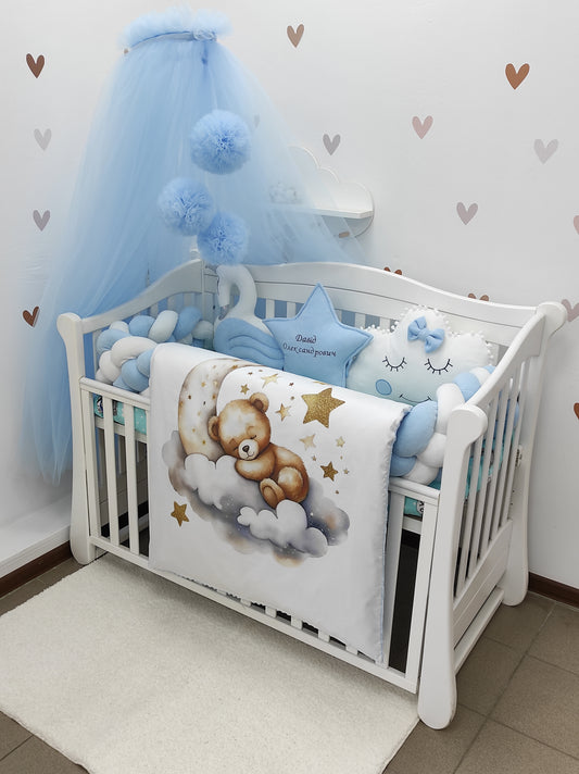 „Blaue Mondstrahlen & Schlafende Wolken“ Premium Babybettwäsche-Set