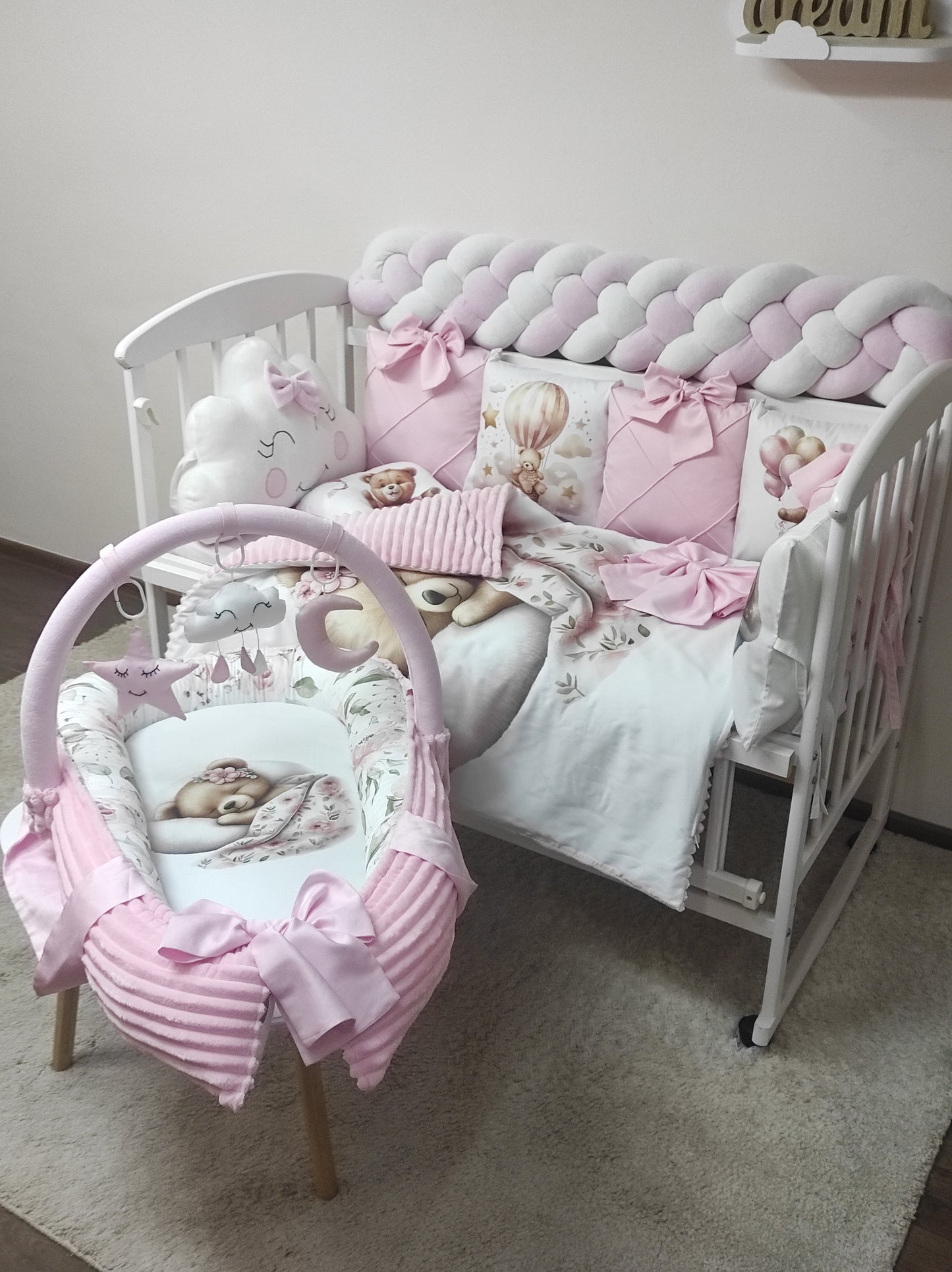 Pink Dream: Royal Comfort & Whimsical Design