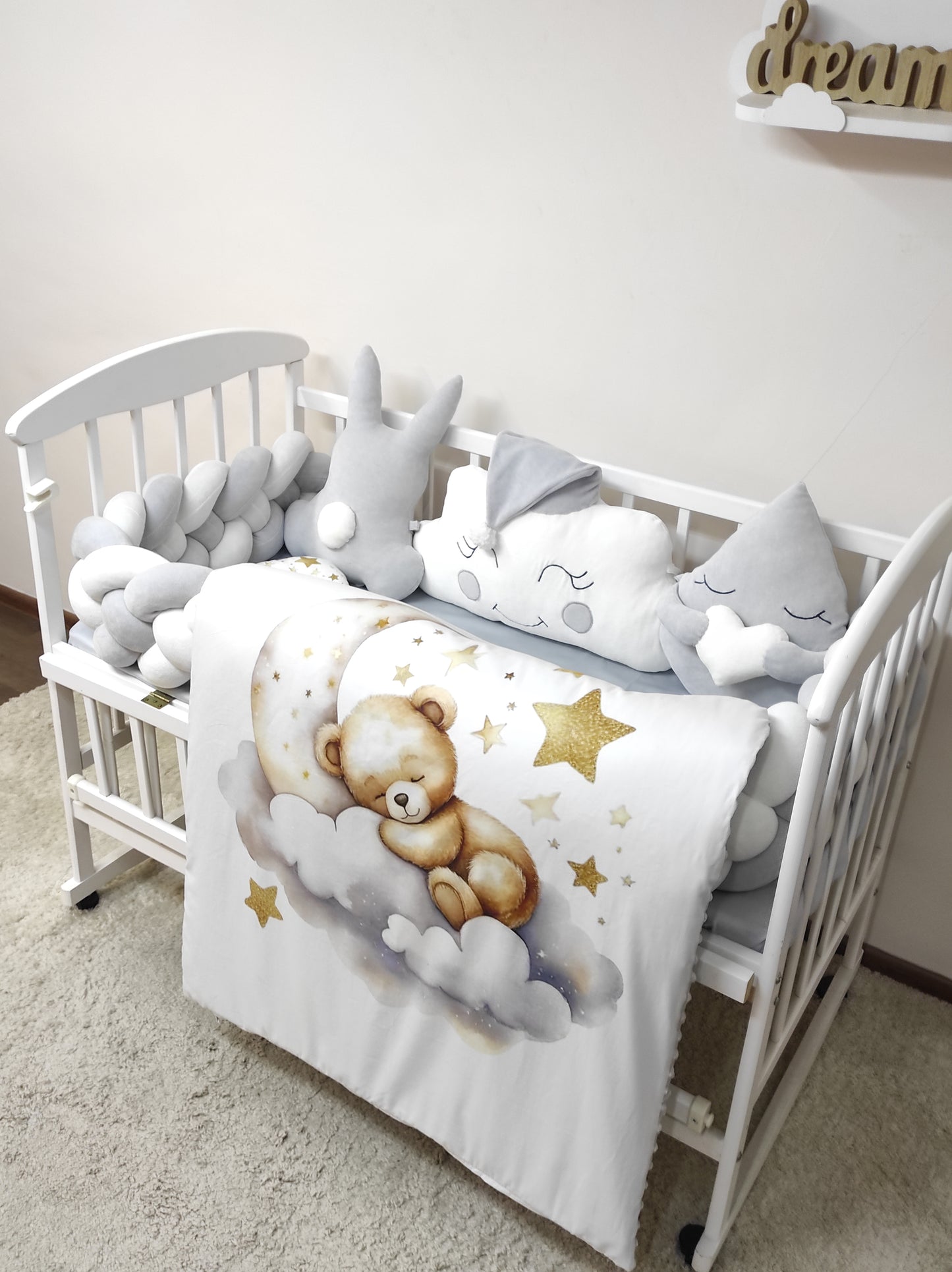 Moonlight Bear: Minimalist Style & Superior Safety