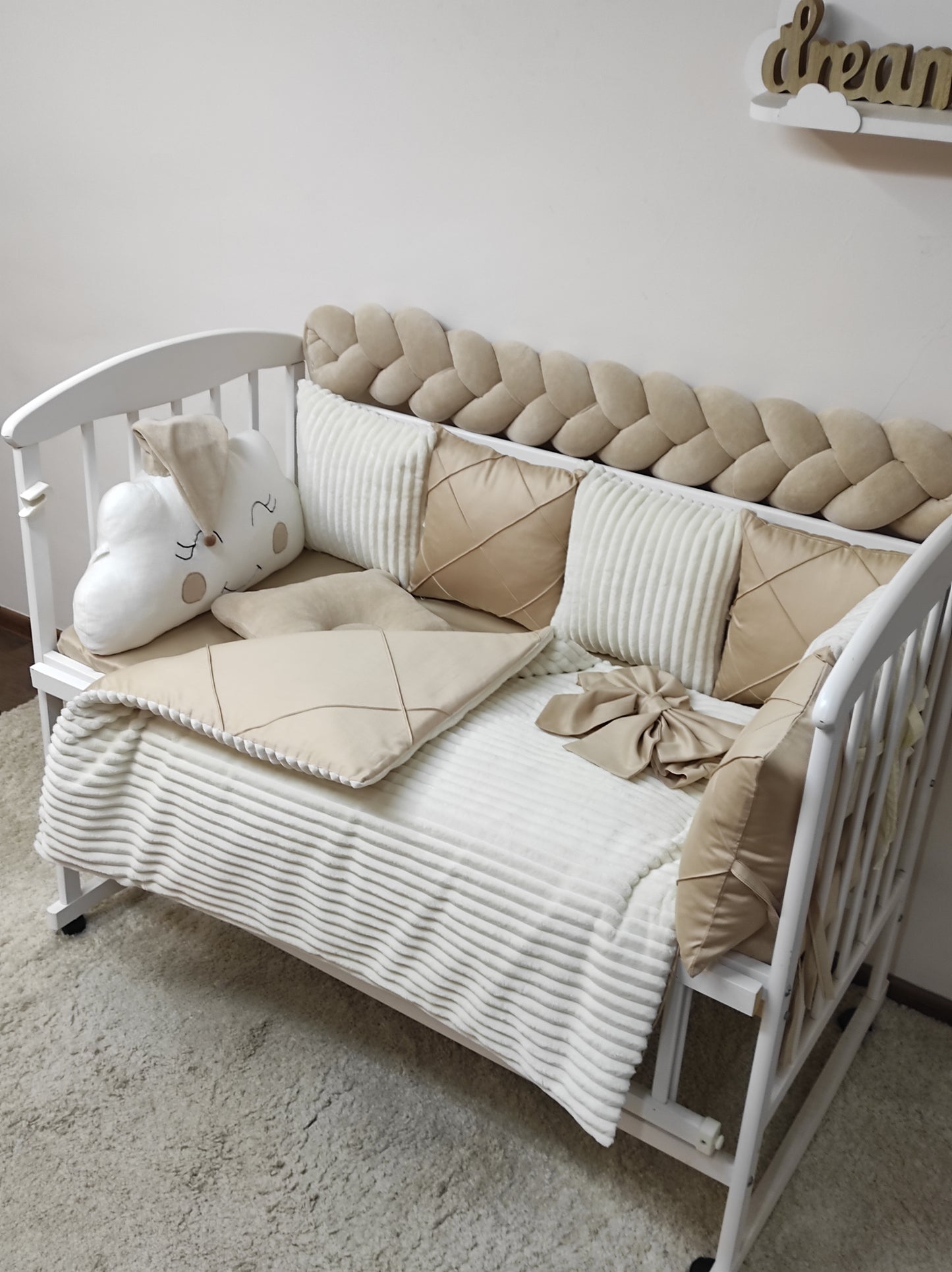 Beige Marshmallow: Classic Comfort & Versatile Design