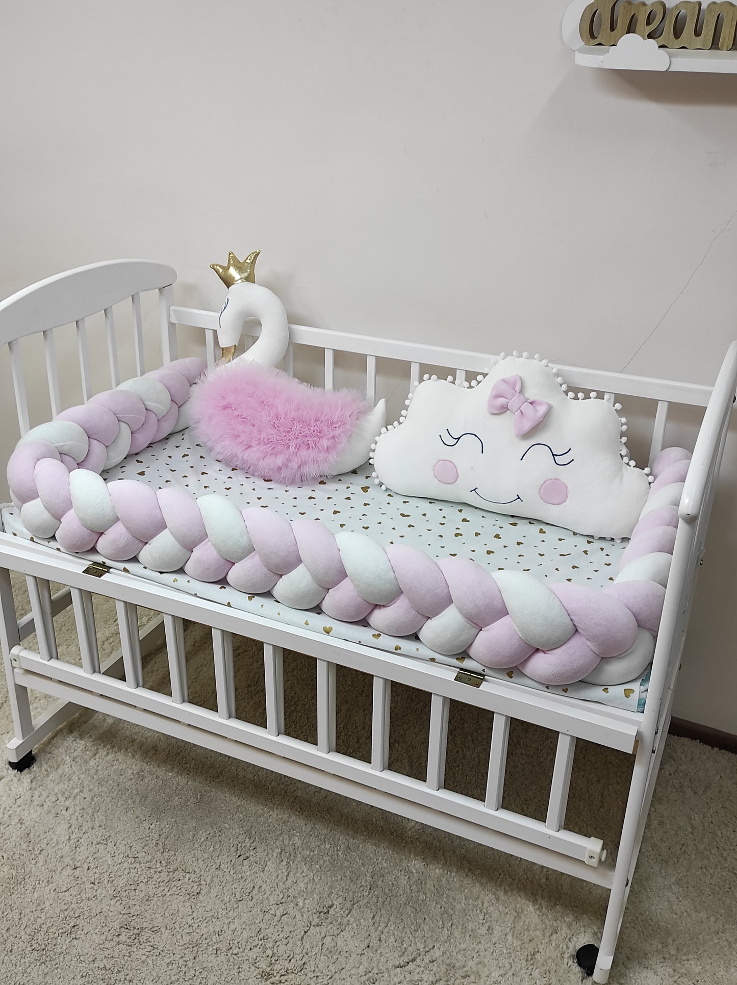 Soft Swan Dream Crib Set