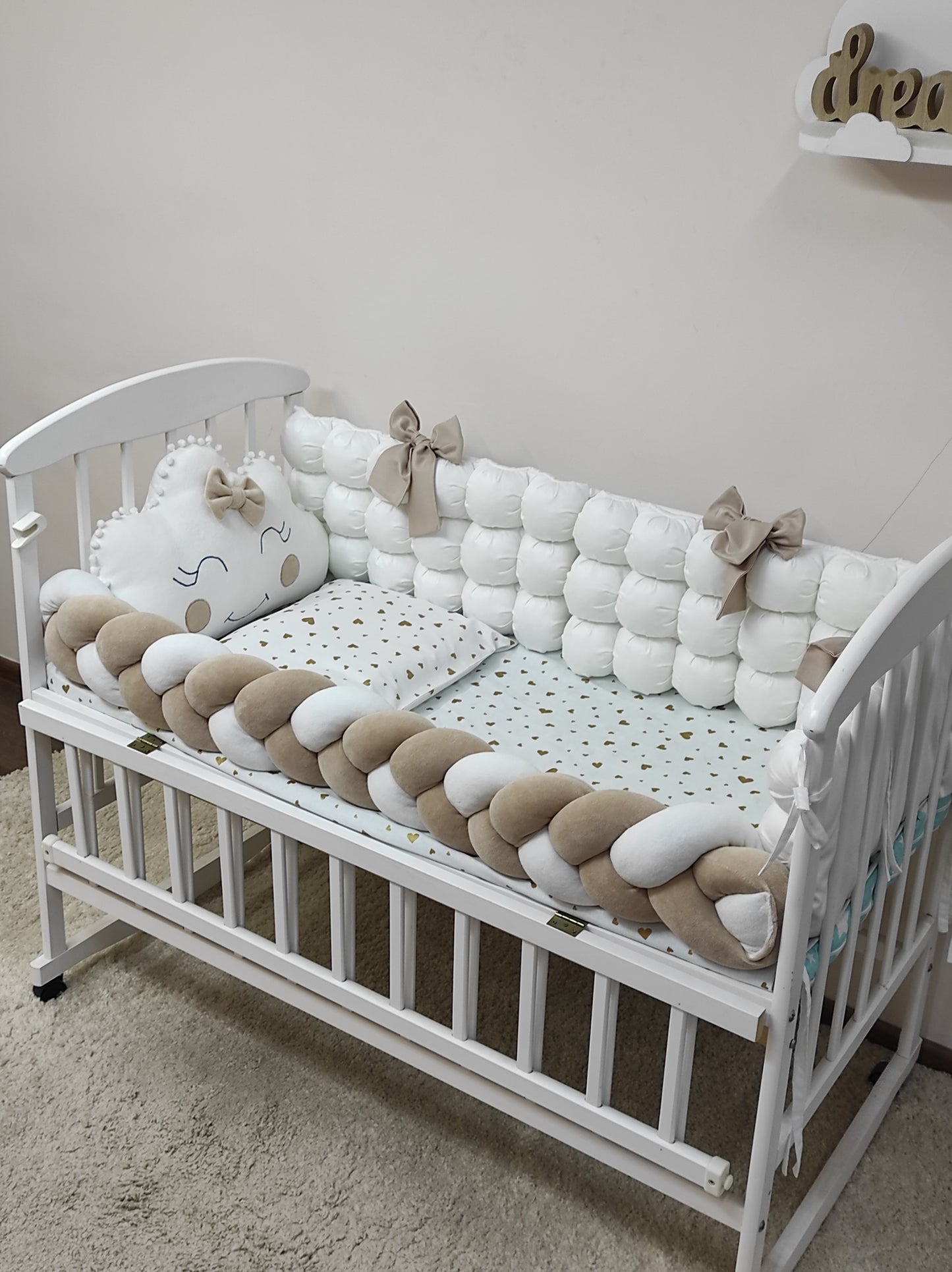 Golden Heart Cloud Crib Set