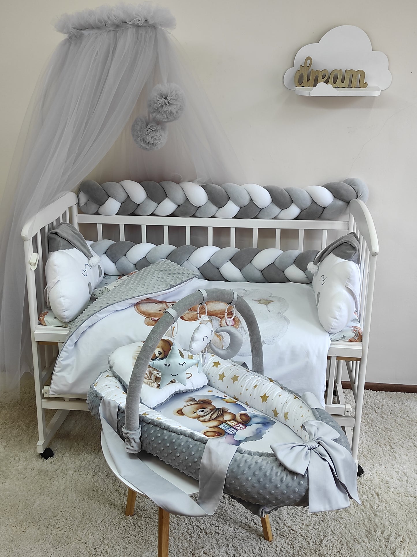 Sleepy Bear: Minimalist Style & Cloud-Like Comfort