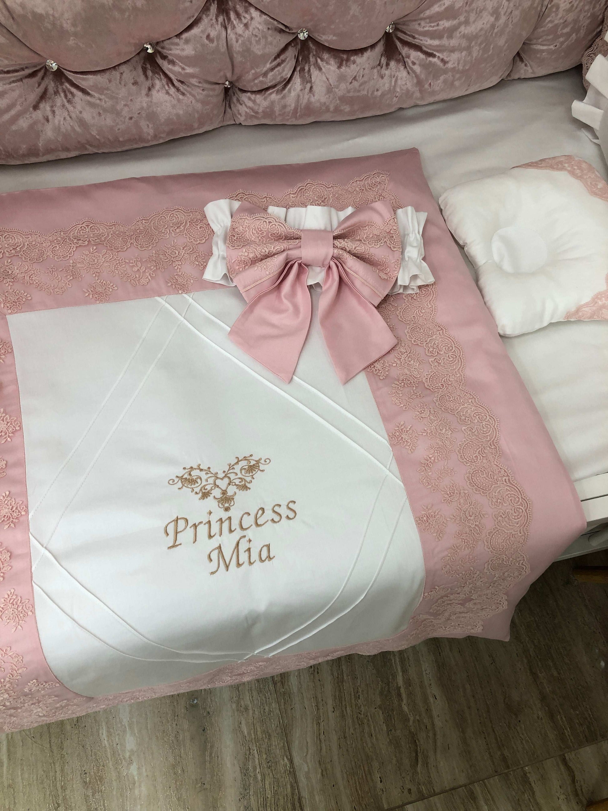 Crib Bedding Set "Royal velvet powder" - Baby Bedding Worlds