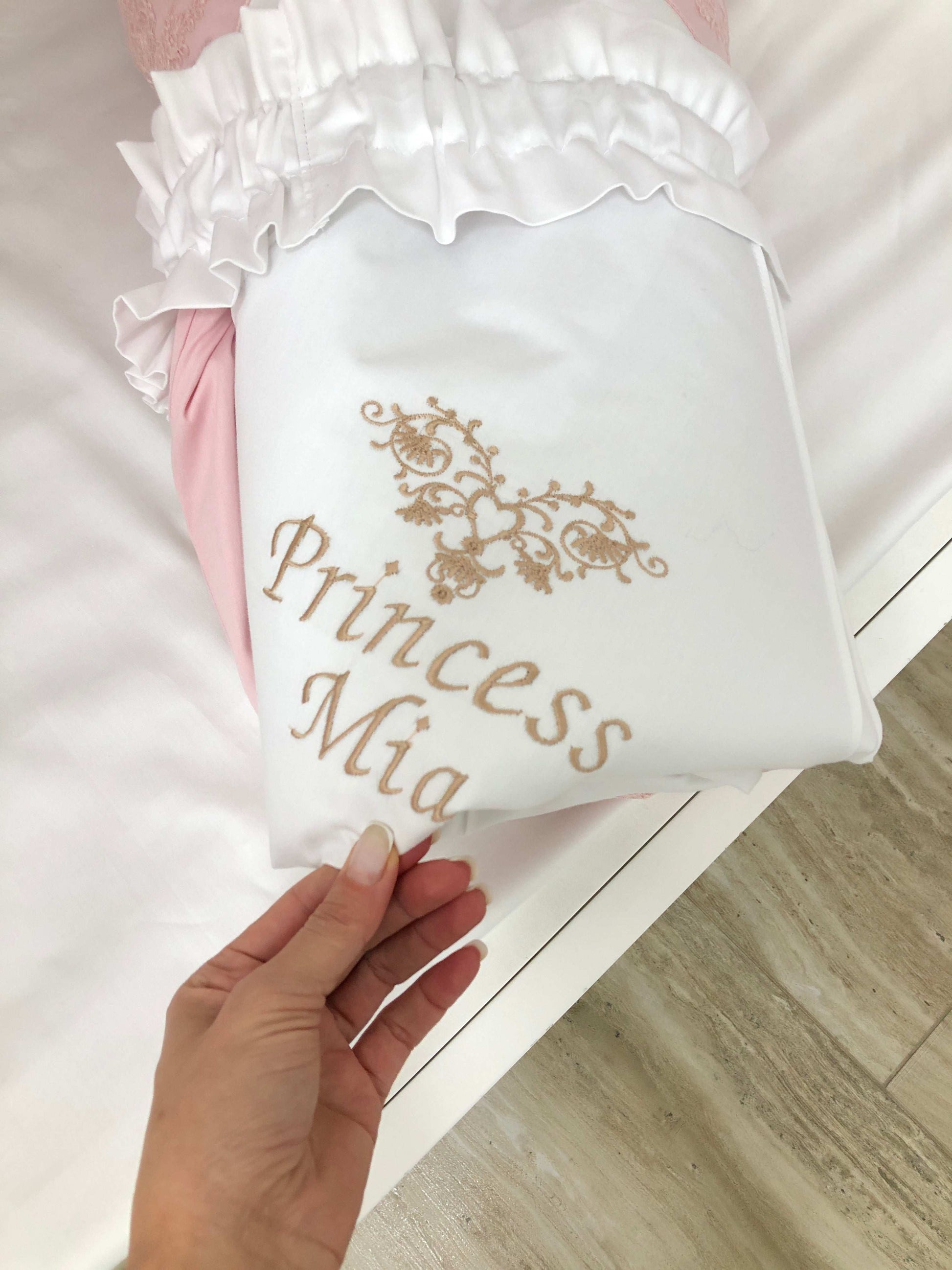 Crib Bedding Set "Royal velvet powder" - Baby Bedding Worlds