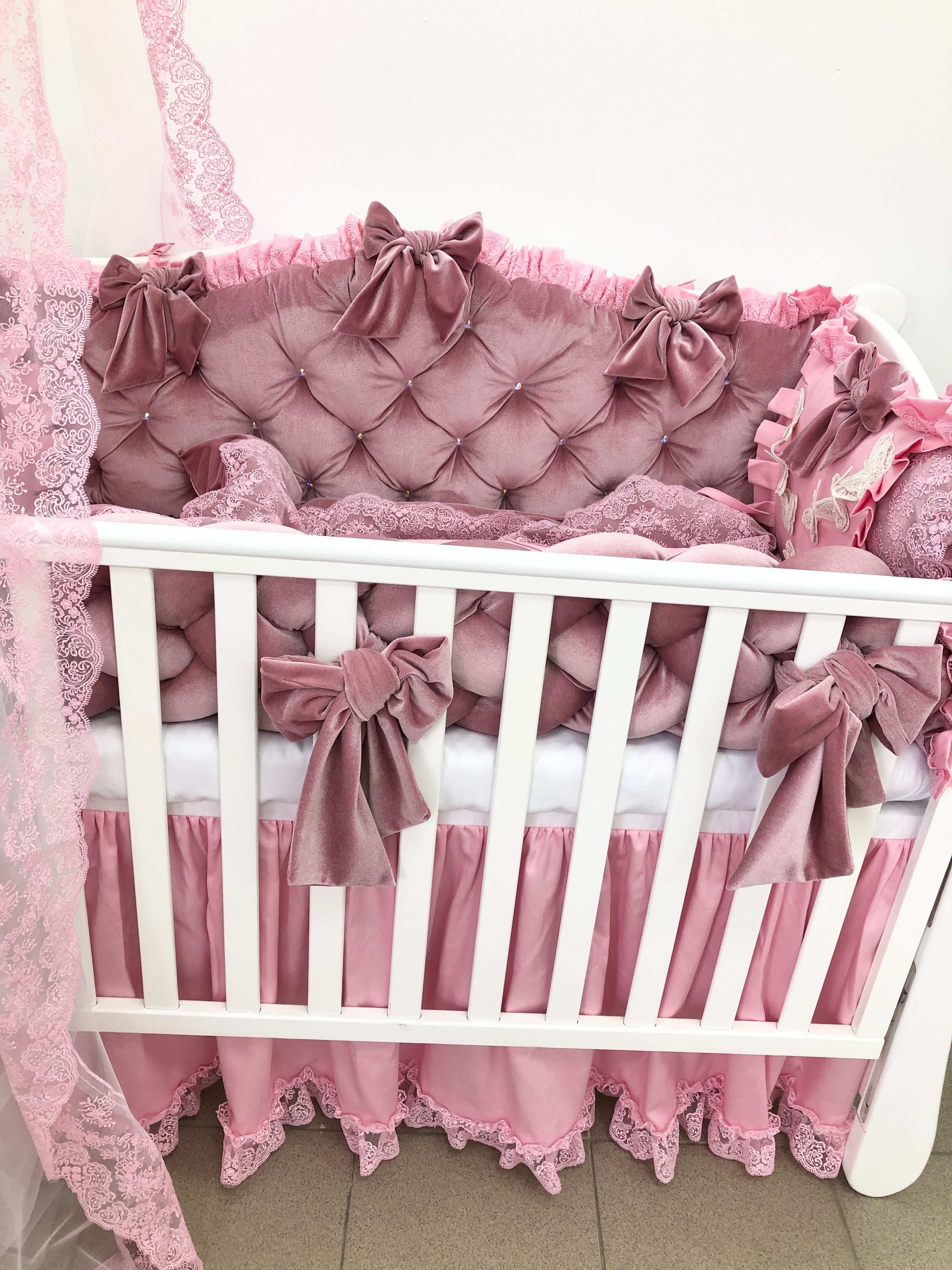 Royal Luxury Crib Bedding Set "Royal Rose"