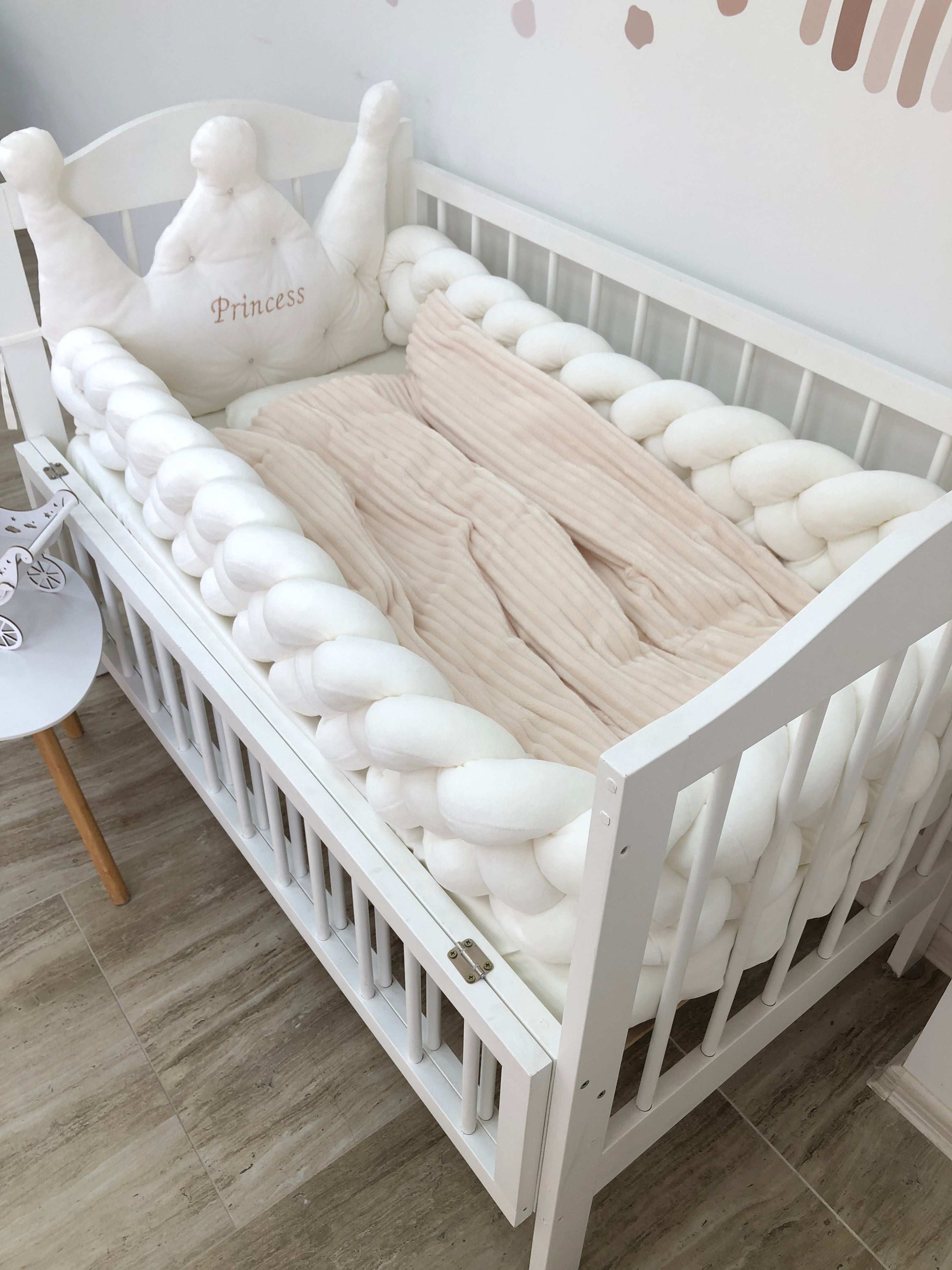 Crib set "Milk Crown" - Baby Bedding Worlds
