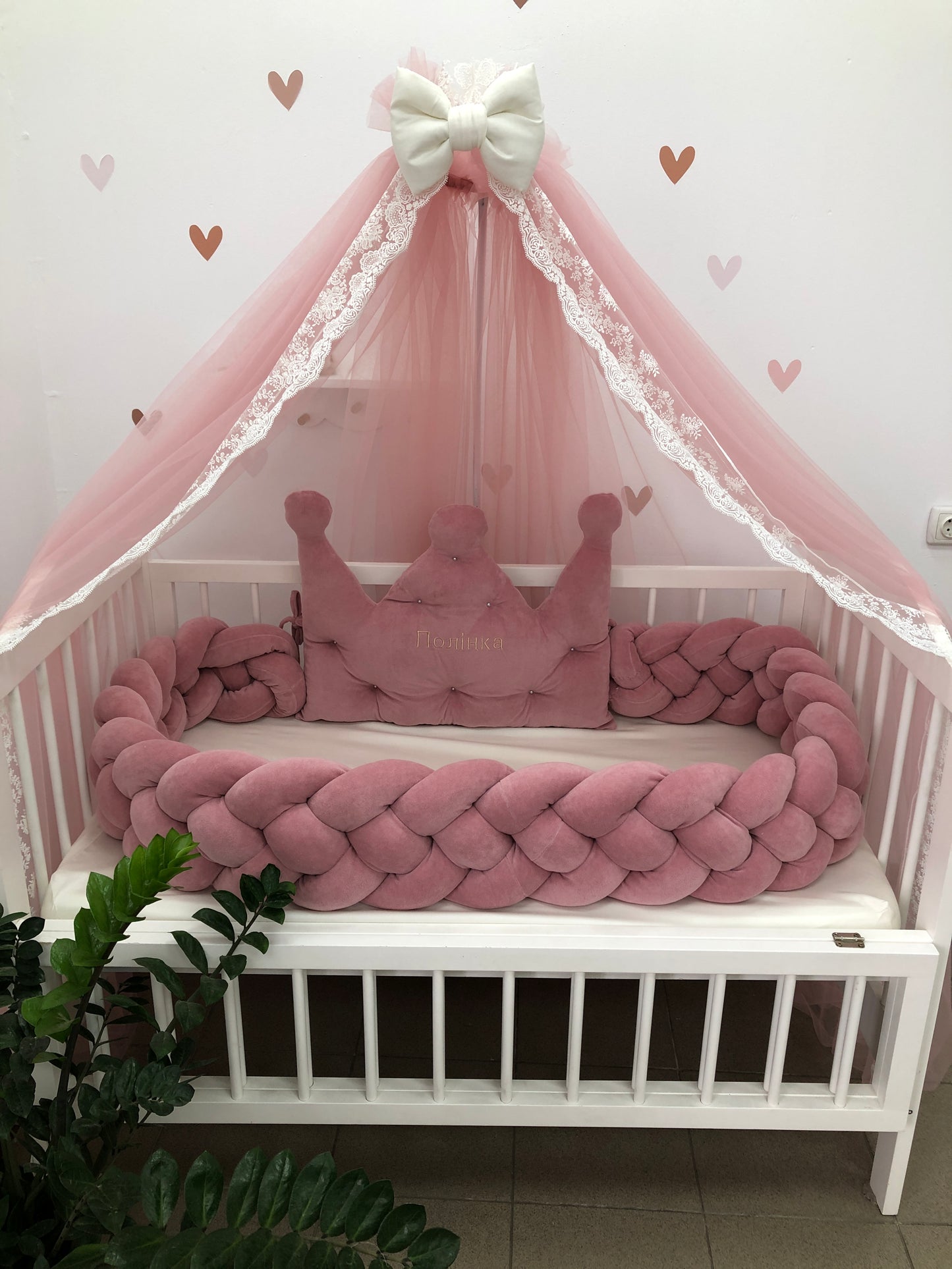 Powder Rose: Royal Comfort & Velour Luxury