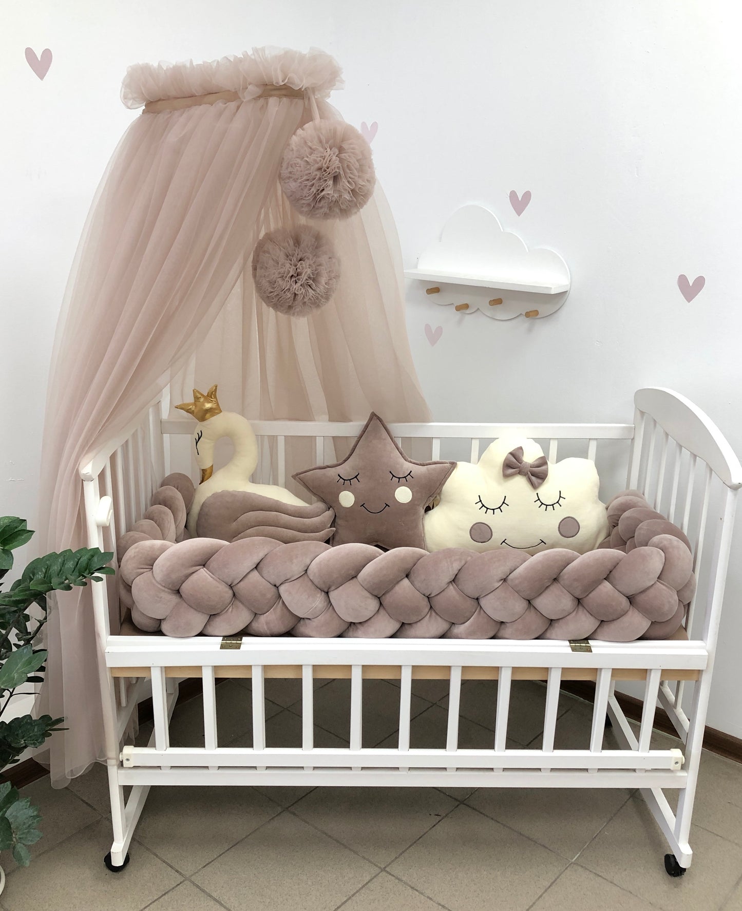Royal Beige: Aristokratischer Komfort & Velours-Luxus