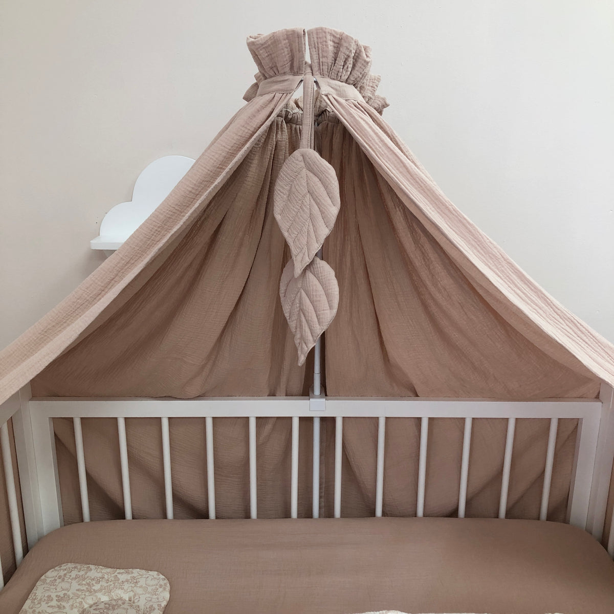 Royal Beige: Aristokratischer Komfort & Velours-Luxus
