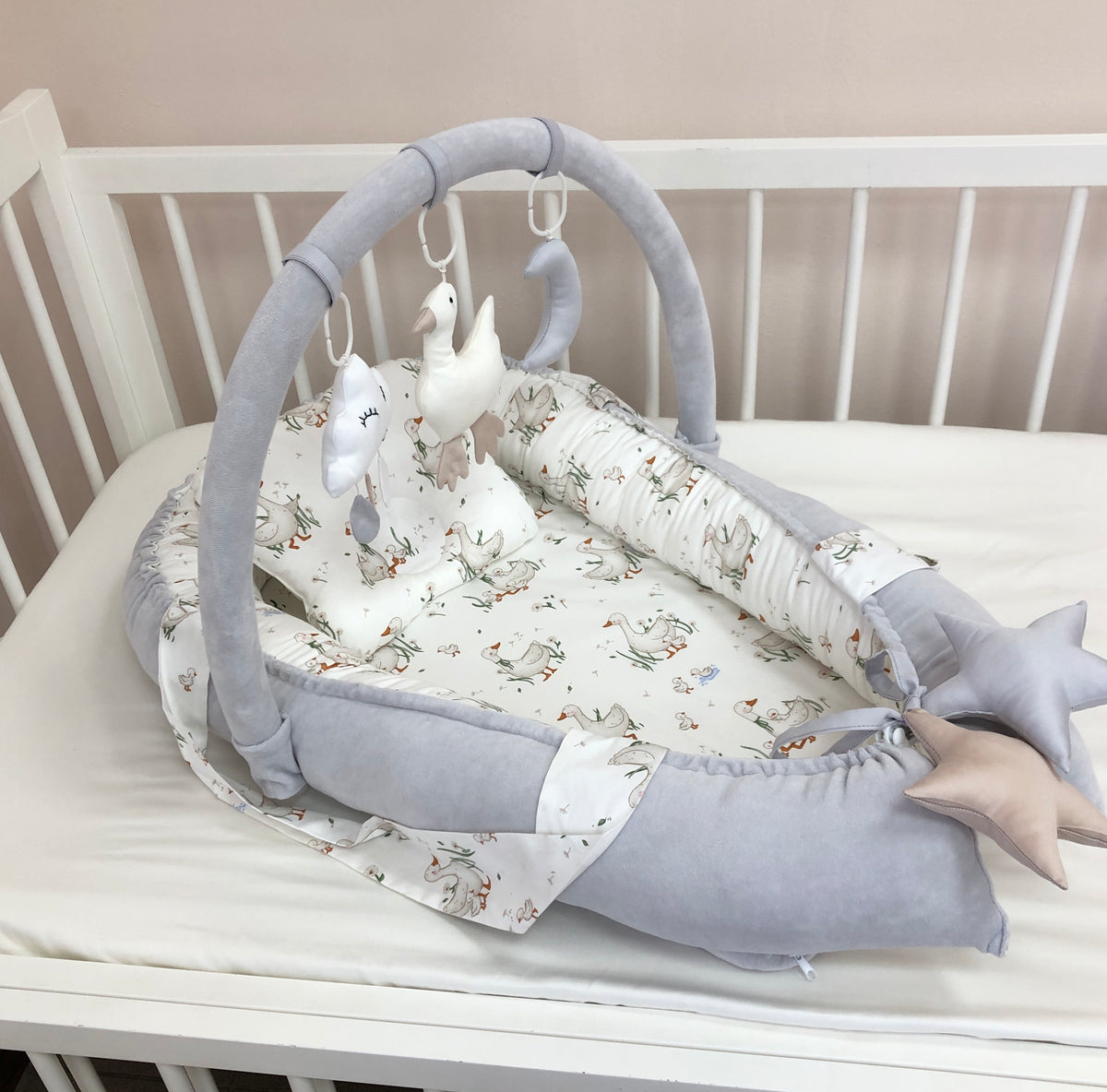 Gray Baby Nest “Geese”