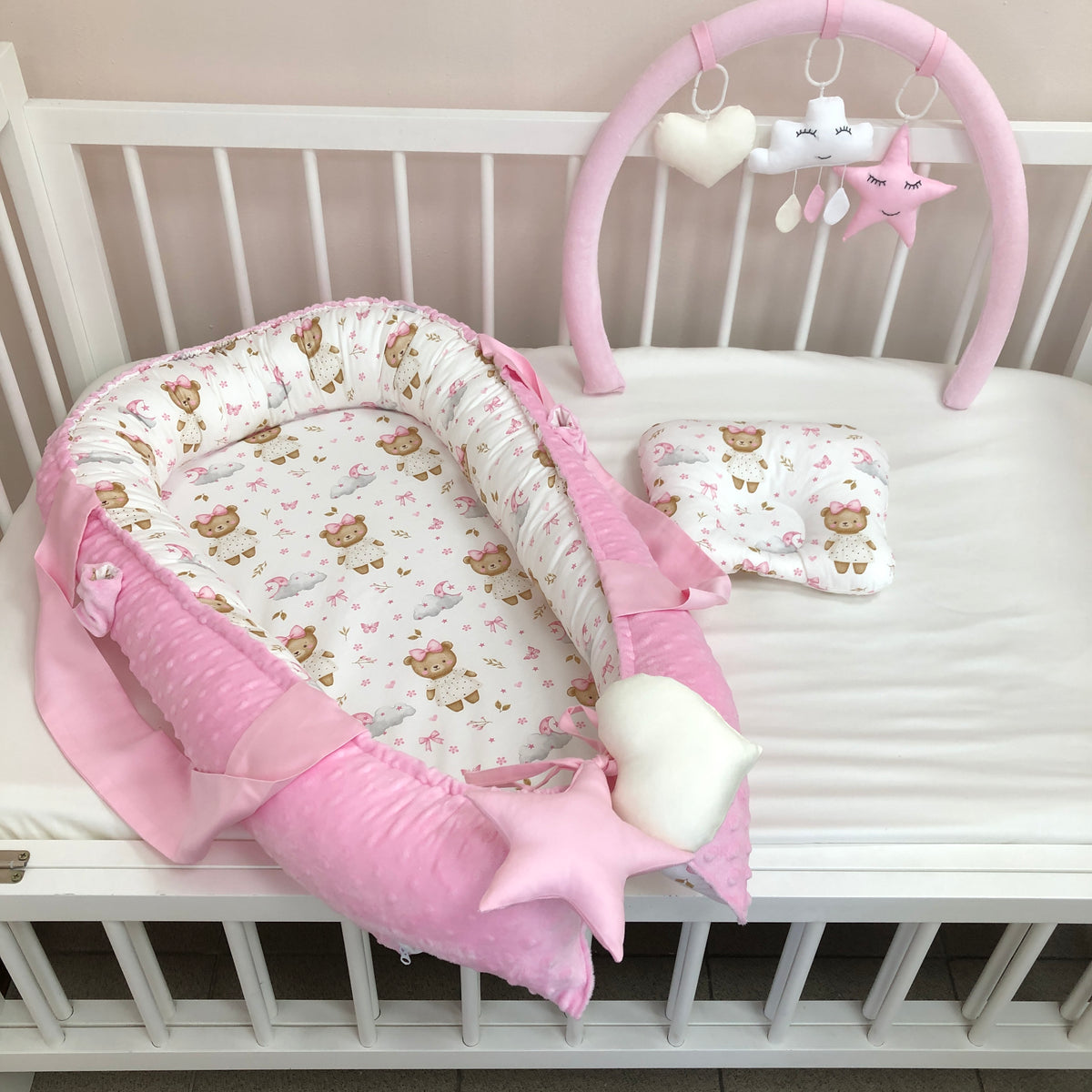 Baby Nest "Pink Bear" with Bow & Toys
