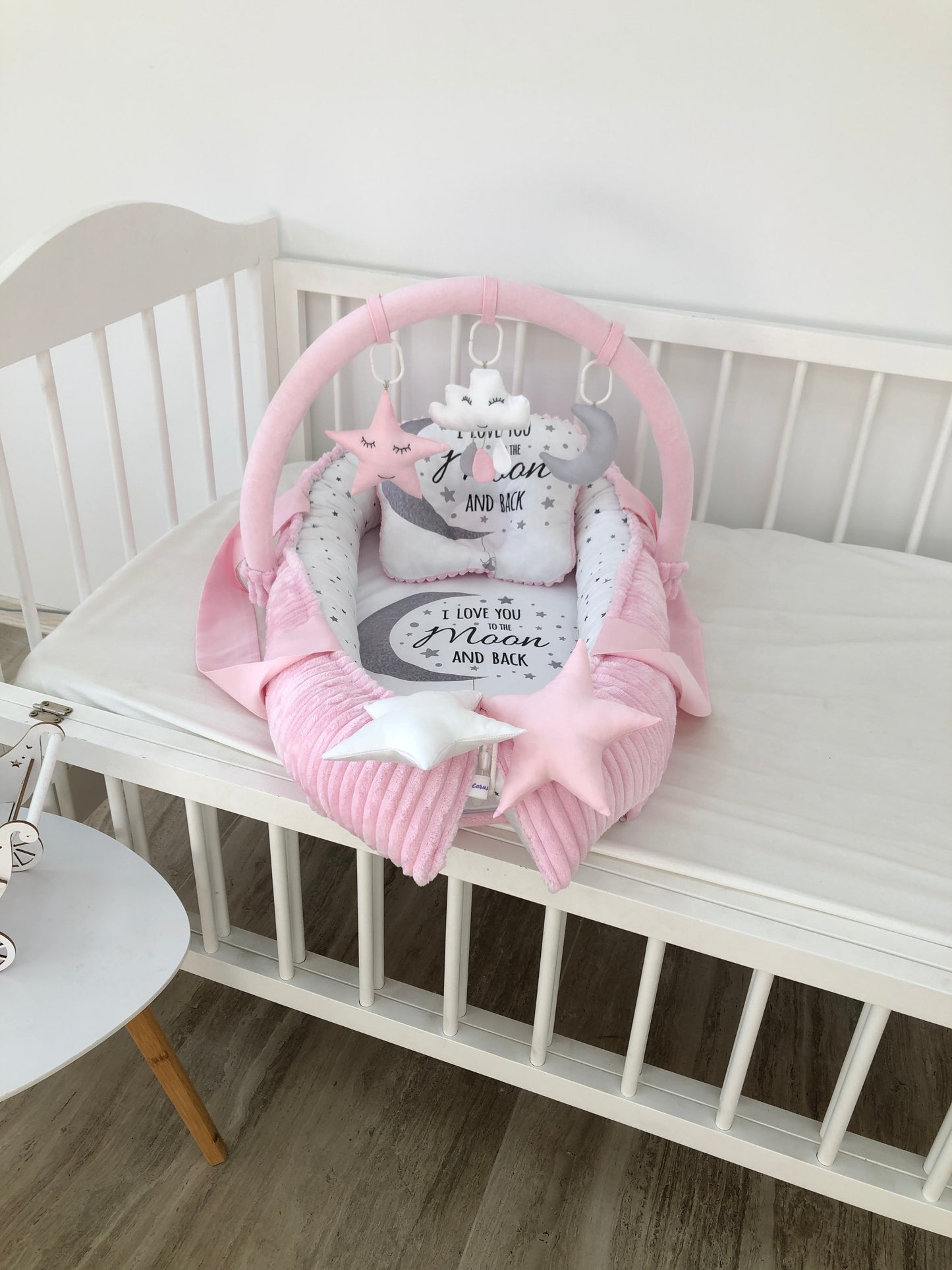 Baby Nest "Pink Moon"