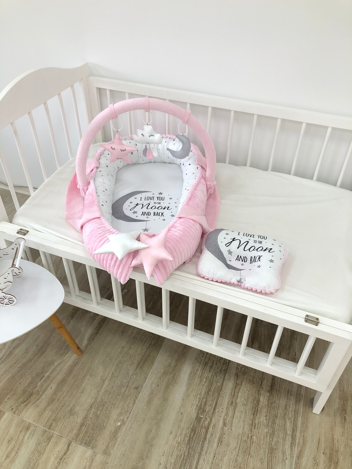 Baby Nest "Pink Moon"